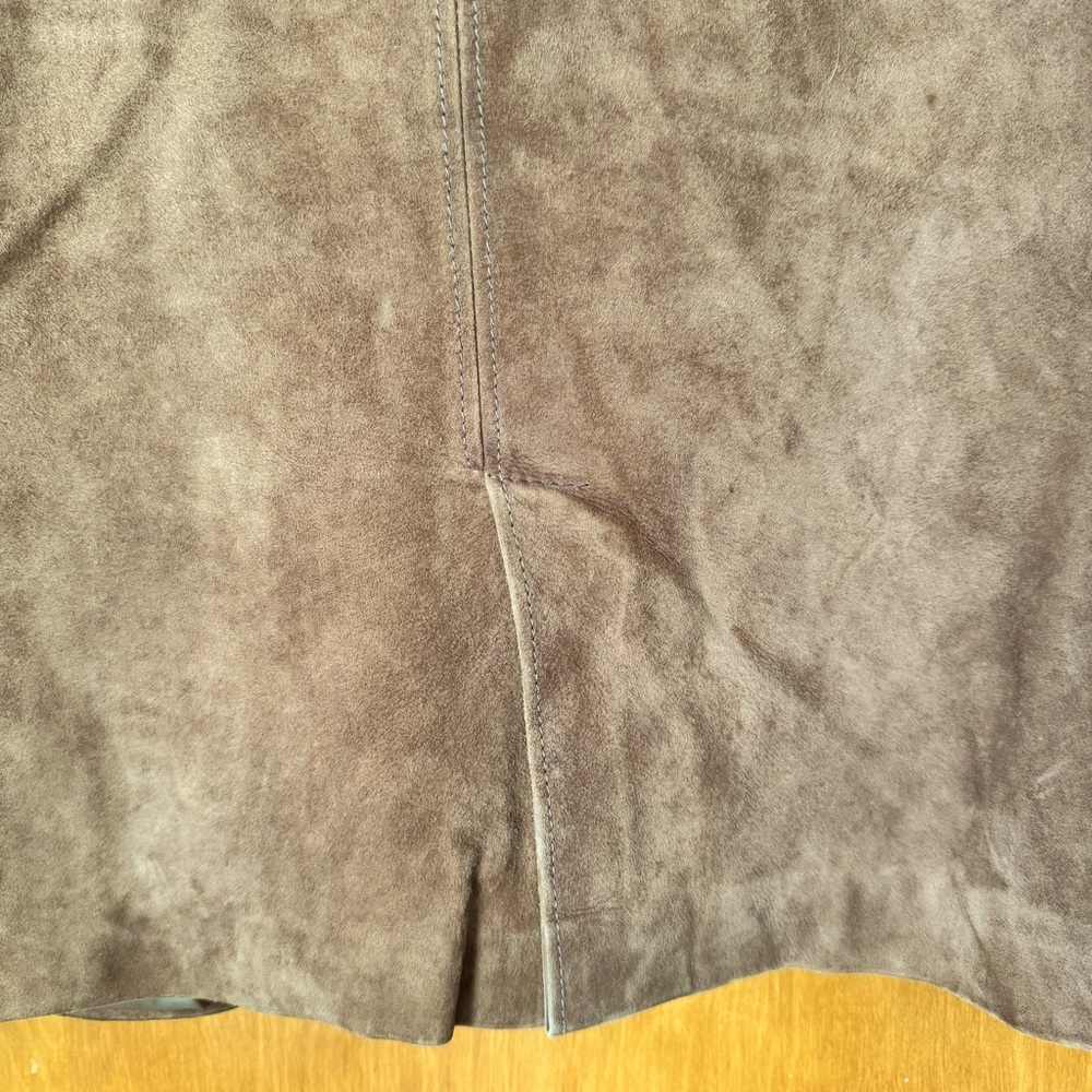 Italian Market Vintage Suede Women’s Jacket - Picture 13 of 16
